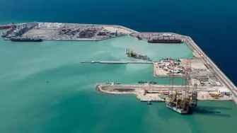 Construcción de la primera plataforma de 40 hectáreas del Puerto de Altura de Progreso.