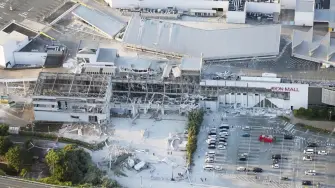Un fuerte terremoto de magnitud 7.1 en el suroeste de Japón provocó el colapso de varios edificios, entre ellos la segunda planta de un centro comercial donde se teme que "muchas personas" estén atrapadas.

Para más información del tema, visita: https://www.eleconomista.com.mx/internacionales/colapsa-centro-comercial-terremoto-magnitud-7-1-japon-20260728-825392.html

Twitter: https://twitter.com/eleconomista 
Sitio web: https://www.eleconomista.com.mx/ 
Facebook: https://www.facebook.com/ElEconomista.mx 
Instagram: https://www.instagram.com/eleconomistamx 

#ElEconomista #EETV #Geopolitica