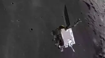 Esto ocurre con los cohetes y naves que quedan abandonados en la Luna