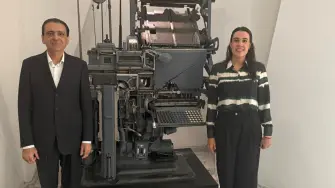 Las áreas que se busca certificar a través de Nacer Global, de Jorge Nacer Gobera, son hospitalidad, gastronomía y manejo del idioma inglés.

Para más información del tema, visita: https://www.eleconomista.com.mx/empresas/nacer-global-secretaria-turismo-colaboraran-materia-certificacion-20260824-829752.html

¡Síguenos en nuestras redes sociales para mantenerte informado! 

Twitter: https://twitter.com/eleconomista 
Sitio web: https://www.eleconomista.com.mx/ 
Facebook: https://www.facebook.com/ElEconomista.mx 
Instagram: https://www.instagram.com/eleconomistamx 

#ElEconomista #EETV #Empresas