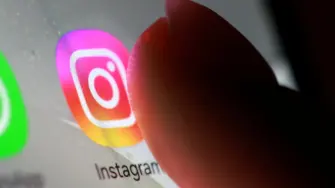 El jefe de Instagram, Adam Mosseri, subirá al estrado más tarde en el día en un juicio en el que se investiga si Meta Platforms diseñó Instagram y Facebook para crear adicción en los niños sin tener debidamente en cuenta su seguridad.

Para más información del tema, visita: https://www.eleconomista.com.mx/tecnologia/director-instagram-testificara-juicio-meta-adiccion-menores-redes-sociales-20260825-830081.html 

¡Síguenos en nuestras redes sociales para mantenerte informado! 

Twitter: https://twitter.com/eleconomista 
Sitio web: https://www.eleconomista.com.mx/ 
Facebook: https://www.facebook.com/ElEconomista.mx 
Instagram: https://www.instagram.com/eleconomistamx 

#ElEconomista #EETV #Tecnología