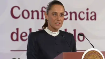 La presidenta Claudia Sheinbaum se pronunció este jueves a favor de restringir el uso de teléfonos celulares en las escuelas.