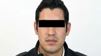 Las autoridades informaron que el operativo donde falleció era para detenerlo.

Para más información del tema, visita: https://www.eleconomista.com.mx/politica/confirman-muerte-r5-lider-cartel-reyes-operacion-rancheria-rodeo-pinal-20260901-831263.html

¡Síguenos en nuestras redes sociales para mantenerte informado! 

Twitter: https://twitter.com/eleconomista 
Sitio web: https://www.eleconomista.com.mx/ 
Facebook: https://www.facebook.com/ElEconomista.mx 
Instagram: https://www.instagram.com/eleconomistamx 

#ElEconomista #EETV #Política