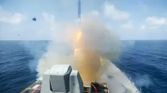 Estados Unidos lanzó el martes nuevos ataques aéreos contra objetivos iraníes, acabando con las esperanzas de que el intercambio de fuego del pasado fin de semana no presagiara una reanudación más amplia

Para más información del tema, visita: https://www.eleconomista.com.mx/internacionales/estados-unidos-lanza-nuevos-ataques-iran-zona-estrecho-ormuz-20260901-831280.html

¡Síguenos en nuestras redes sociales para mantenerte informado! 

Twitter: https://twitter.com/eleconomista 
Sitio web: https://www.eleconomista.com.mx/ 
Facebook: https://www.facebook.com/ElEconomista.mx 
Instagram: https://www.instagram.com/eleconomistamx 

#ElEconomista #EETV