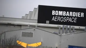 El presidente Donald Trump dijo este lunes que al fabricante de aviones canadiense Bombardier ya no se le permitiría vender en Estados Unidos, a menos que comience a fabricar en el país.