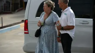 El juicio por el homicidio de dos surfistas australianos y otro estadounidense comenzó el lunes en el mismo balneario mexicano donde ocurrió este crimen que provocó indignación internacional.