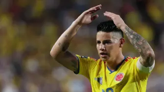 La estrella James Rodríguez anunció el martes su retiro de la selección Colombia, una decisión que pone fin a 15 años de carrera internacional en la que se consolidó como uno de los mejores futbolistas de la historia del país cafetero.

¡Síguenos en nuestras redes sociales para mantenerte informado! 

Twitter: https://twitter.com/eleconomista 
Sitio web: https://www.eleconomista.com.mx/ 
Facebook: https://www.facebook.com/ElEconomista.mx 
Instagram: https://www.instagram.com/eleconomistamx 

#ElEconomista #EETV #AFP