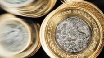 El peso avanzó marginalmente en un mercado que espera una reunión entre el presidente de EU, Donald Trump, y su homólogo de China, Xi Jinping.
