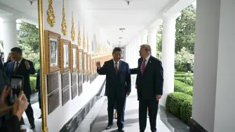 El presidente chino, Xi Jinping, instó este jueves a su par estadounidense, Donald Trump, a mostrar "prudencia" respecto al asunto de la independencia de Taiwán y a dialogar con Irán para poner rápidamente fin a la guerra, informó la agencia Xinhua mientras ambos líderes se reunían en la Casa Blanca.