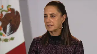La presidenta de México, Claudia Sheinbaum, dijo este lunes que ha pedido evidencias de supuestos disparos realizados desde territorio mexicano hacia el lado estadounidense en la frontera común, en respuesta a un comentario del embajador de Estados Unidos.