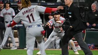 El último boleto a las Series de Campeonato 2026 de MLB sigue abierto, luego de que Cleveland emparejara su afrenta con dos triunfos como visitante.