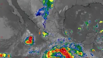 La Conagua precisó que el centro del huracán se localizaba esta mañana aproximadamente a 465 kilómetros al sur-suroeste del puerto de Acapulco y a 720 kilómetros al sur-sureste de Manzanillo, Colima.