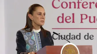 Claudia Sheinbaum anunció que el IMSS revisará su propuesta salarial tras el rechazo de trabajadores y buscará nuevas alternativas de negociación.

Para más información del tema, visita: https://www.eleconomista.com.mx/politica/sheinbaum-ordena-revisar-aumento-salarial-imss-rechazo-trabajadores-20261015-838775.html

¡Síguenos en nuestras redes sociales para mantenerte informado! 

Twitter: https://twitter.com/eleconomista 
Sitio web: https://www.eleconomista.com.mx/ 
Facebook: https://www.facebook.com/ElEconomista.mx 
Instagram: https://www.instagram.com/eleconomistamx 

#ElEconomista #EETV #Política
