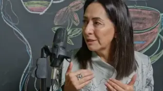 Silvia Dávila en su participación en Arioac destacó la importancia de la creatividad en los espacios de trabajo.