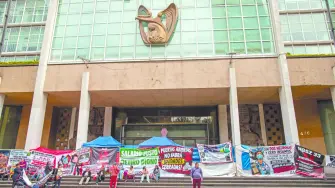 La revisión se explica porque hay gente que se está aprovechando, lo cual genera un mayor costo fiscal al erario público.
