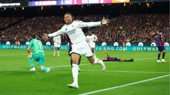 Doblete de Mbappé en el Clásico de España