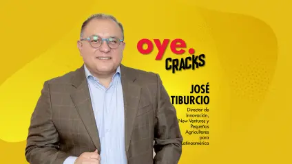 En este episodio de Oye.Cracks, conversamos con José Tiburcio, director de Innovación, New Ventures y Pequeños Agricultores para Latinoamérica en Bayer México, sobre cómo la tecnología, los datos y la digitalización están cambiando la manera en que se producen los alimentos.
Hablamos de inteligencia agrícola, sensores, modelos predictivos, agricultura regenerativa y del papel que puede jugar México en la nueva revolución agroalimentaria.
También analizamos cómo la innovación puede ayudar a enfrentar retos globales como el cambio climático, la seguridad alimentaria y la creciente demanda de alimentos en el mundo.
¡No te lo pierdas!
https://www.bayer.com/es/mx/mexico-home