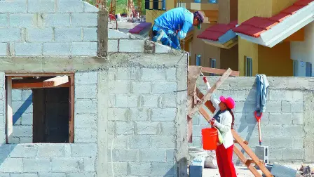 ASPECTOS DE CONSTRUCCION DE VIVIENDA EN LOS ALREDEDORES DE QUERETARO