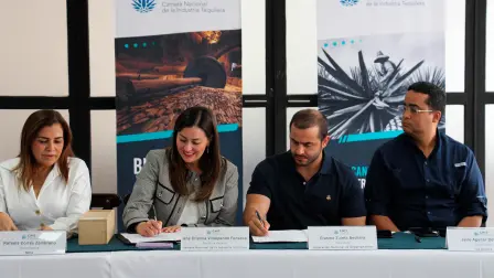 Cámara Nacional de la Industria Tequilera.