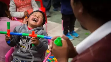 El derecho al juego es comprometerse con el desarrollo, bienestar y futuro de niñas y niños.