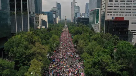 Desfile del Orgullo en la Ciudad de México el 25 de junio de 2022.