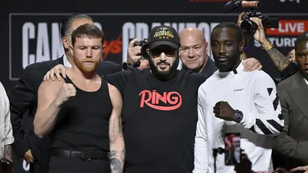Saúl Canelo Álvarez se enfrentará contra Terence Crawford en la T-Mobile Arena de Las Vegas. Foto: AFP