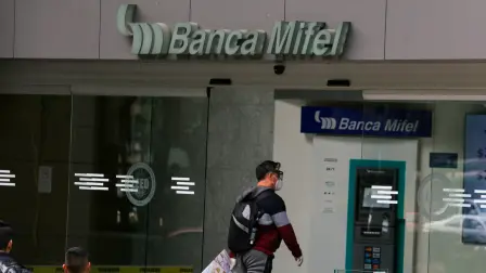 Banca Mifel.