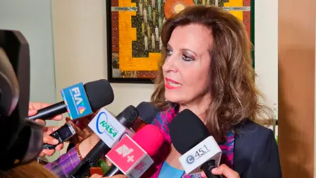 María Elena Pérez-Jaén Zermeño, diputada suplente.