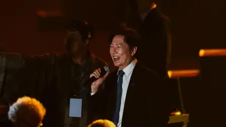 Nawat Itsaragrisil presentó una denuncia penal contra Fátima Bosch, a quien acusa de difundir declaraciones falsas sobre un incidente en Miss Universo 2025.