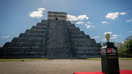 El trofeo de la Copa Mundial 2026 visitó la zona arqueológica de Chichén Itza.