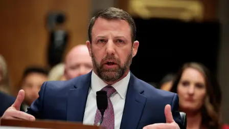 Markwayne Mullin, reemplaza a Kristi Noem a la cabeza del DHS.