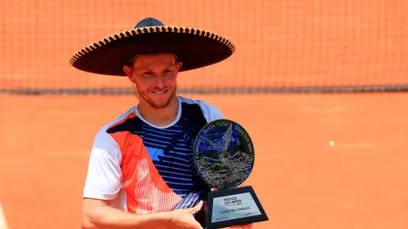 James Duckworth, tenista.