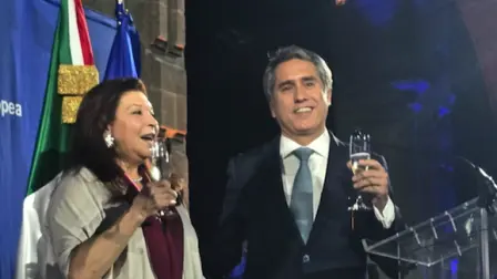 La subsecretaria de Relaciones Exteriores, María Teresa Mercado, y el embajador de la Unión Europea en México, Francisco André, durante la celabración del Día de Europa.
