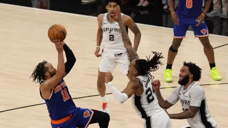 Knicks vs. Spurs.