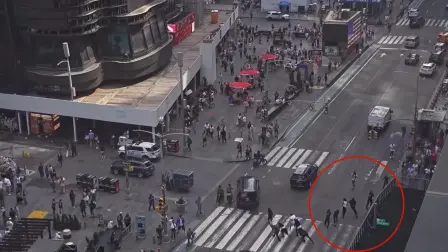 Tras las detonaciones, la policía de NY respondió de inmediato.