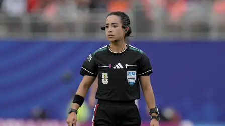 Mexican referee Katia Itzel Garcia gestures during the 2026 World Cup Group F football match between Tunisia and the Netherlands at the Kansas City Stadium in Kansas City on June 25, 2026.  (Photo by Juan MABROMATA / AFP)