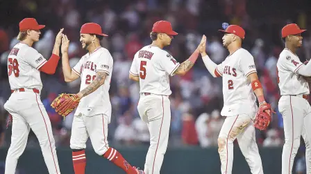 Los Angelinos.