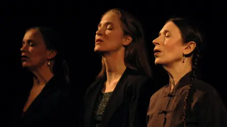 Katie Geissinger, Allison Snifffin y Meredith Monk.
