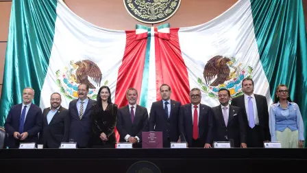 Acto protocolario de la entrega del Paquete Económico 2027 en la Cámara de Diputados.