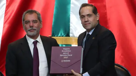 El secretario de Hacienda, Édgar Amador Zamora, entregó este martes al Congreso de la Unión la propuesta de Paquete Económico 2027.