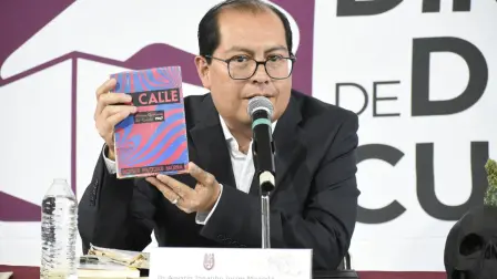 Agustín Tonatihu Torres Miranda, jefe de Departamento de Fomento Artístico.