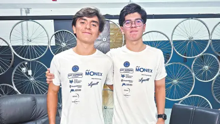 Los ciclistas cumplirán 19 años de edad en el 2027 corriendo para equipos extranjeros
