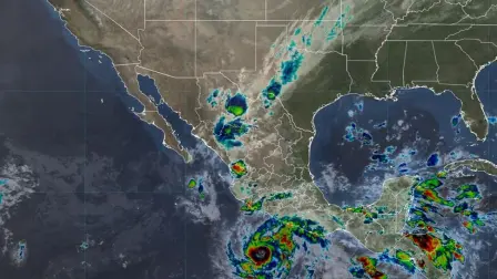 Huracán Trudy se intensificó a categoría 2
