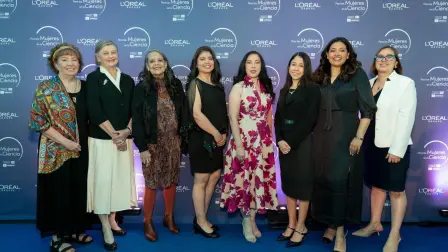 Siete científicas mexicanas recibirán becas para impulsar sus investigaciones. Esto, de parte del premio “Para las Mujeres en la Ciencia”, que L’Oréal Groupe México entrega cada año.