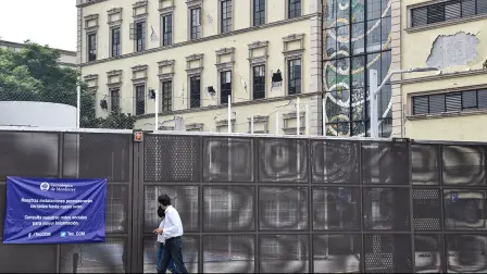 Â©MARIO JASSO /CUARTOSCURO.COM - CIUDAD DE MÃ‰XICO, 25SEPTIEMBRE2017.- La comunidad del Tec de Monterrey campus Ciudad de MÃ©xico llevaron a cabo el homenaje pÃ³stumo para honrar la memoria de Juan Carlos, Edgar Michel, Alejandro Ruben y Luis Manuel, vÃctimas del sismo del pasado 19 de septiembre. El homenaje fue realizado en el Centro Cultural y Deportivo de dicha univesidad, en donde acudieron mÃ¡s de 5 mil personas vestidas de blanco.FOTO: MARIO JASSO /CUARTOSCURO.COM