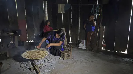 ACTEAL, CHENALHO, CHIAPAS, 21DICIEMBRE2017.- A 20 a�os de la matanza de Acteal, Chenalh�, sobrevivientes habitan en la marginaci�n y la pobreza; exigen al gobierno proyectos productivos para mejorar su condici�n de vida . FOTO. JACOB GARC�A/CUARTOSCURO.COM