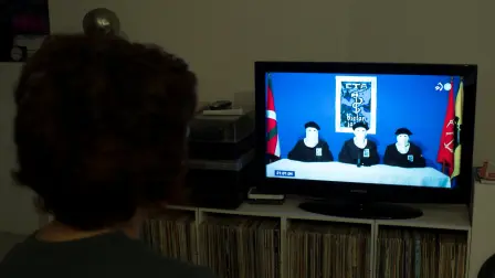 La justicia española tiene pendiente enjuiciar unos 349 asesinatos cometidos por el grupo armado ETA, de los al menos 829 cometidos en sus 60 años de actividad.