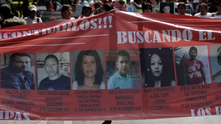 Los más de 50 colectivos que integran el Movimiento por Nuestros Desaparecidos en México lanzaron sus exigencias: participación de familiares de víctimas en la integración de la Comisión Nacional de Búsqueda, las Comisiones Locales de Búsqueda, las Fiscalías Especializadas y los protocolos homologados. 