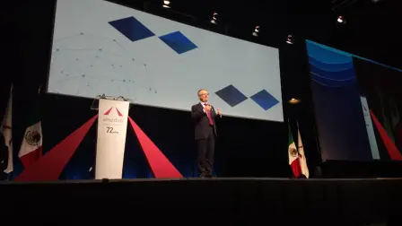 Javier Fernández, durante su conferencia en el Congreso Internacional de Recursos Humanos de Amedirh en Ciudad de México - Foto: especial