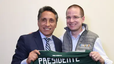 Ricardo Anaya, hoy excandidato presidencial del PAN, apoyando a Manuel Negrete a la alcaldía de Coyoacán.